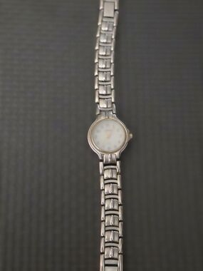 Silver-Tone Ladies Bracelet Timex Watch Needs Battery